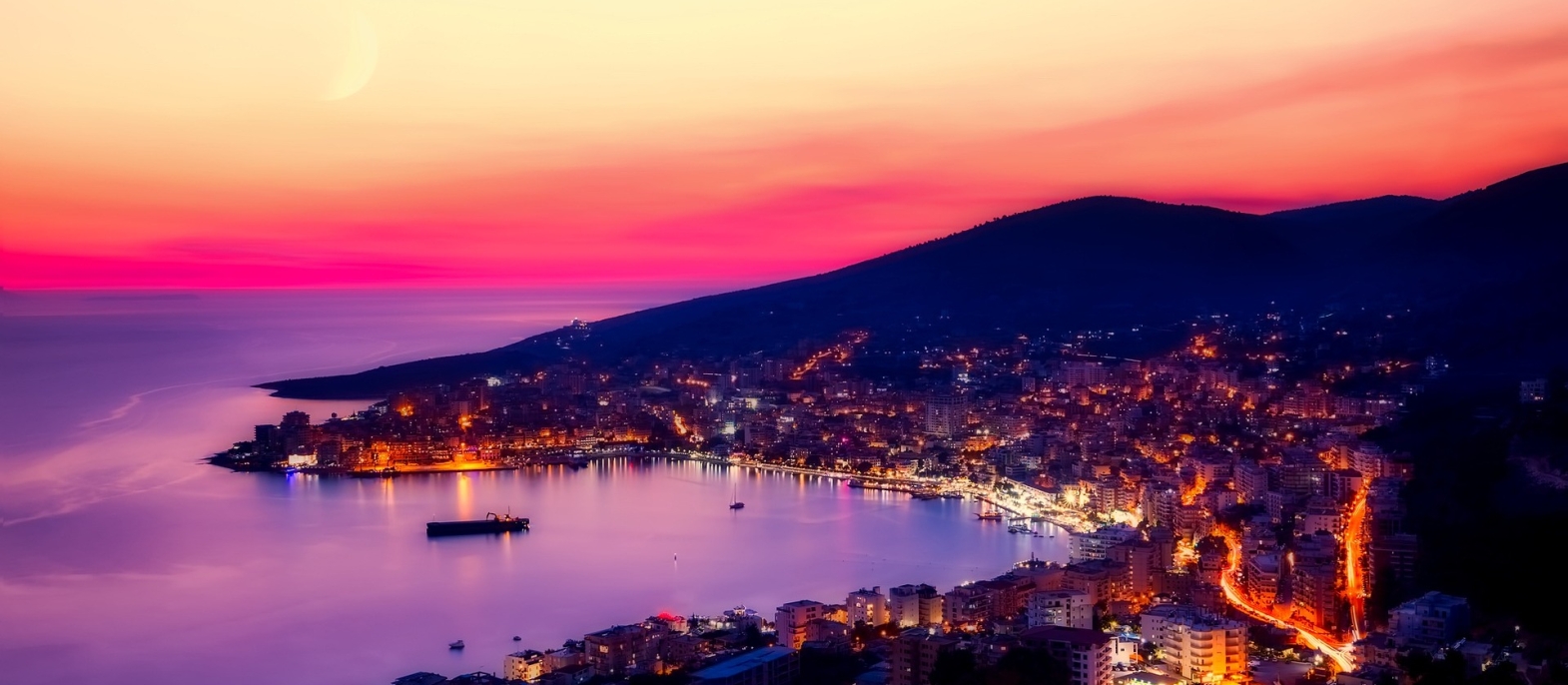 sarande-2702827-1920.jpeg
